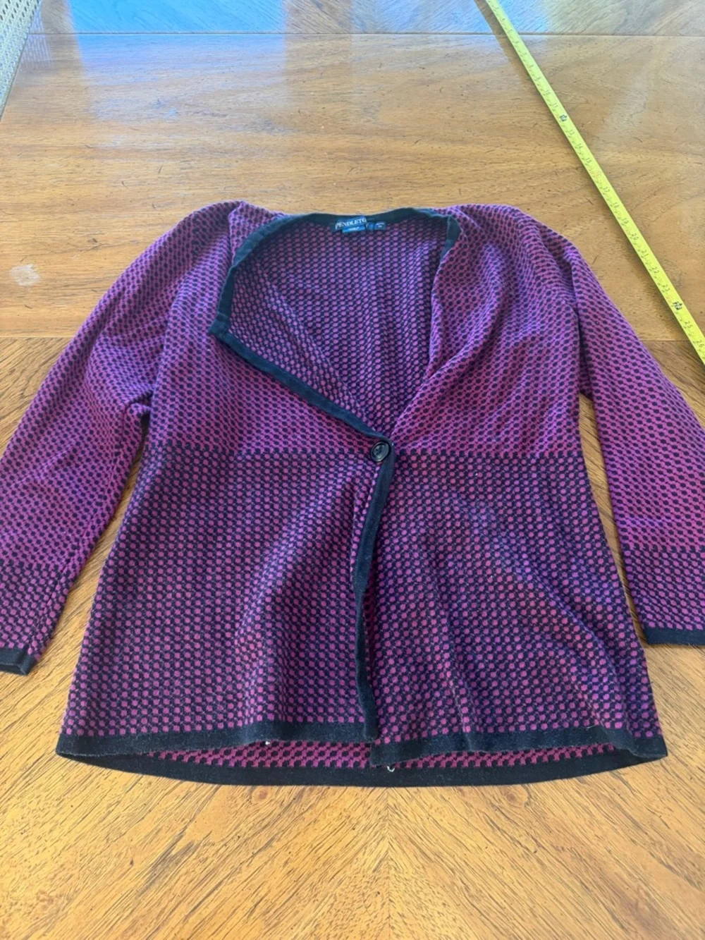 Pendleton Cardigain - Picture 2 of 6